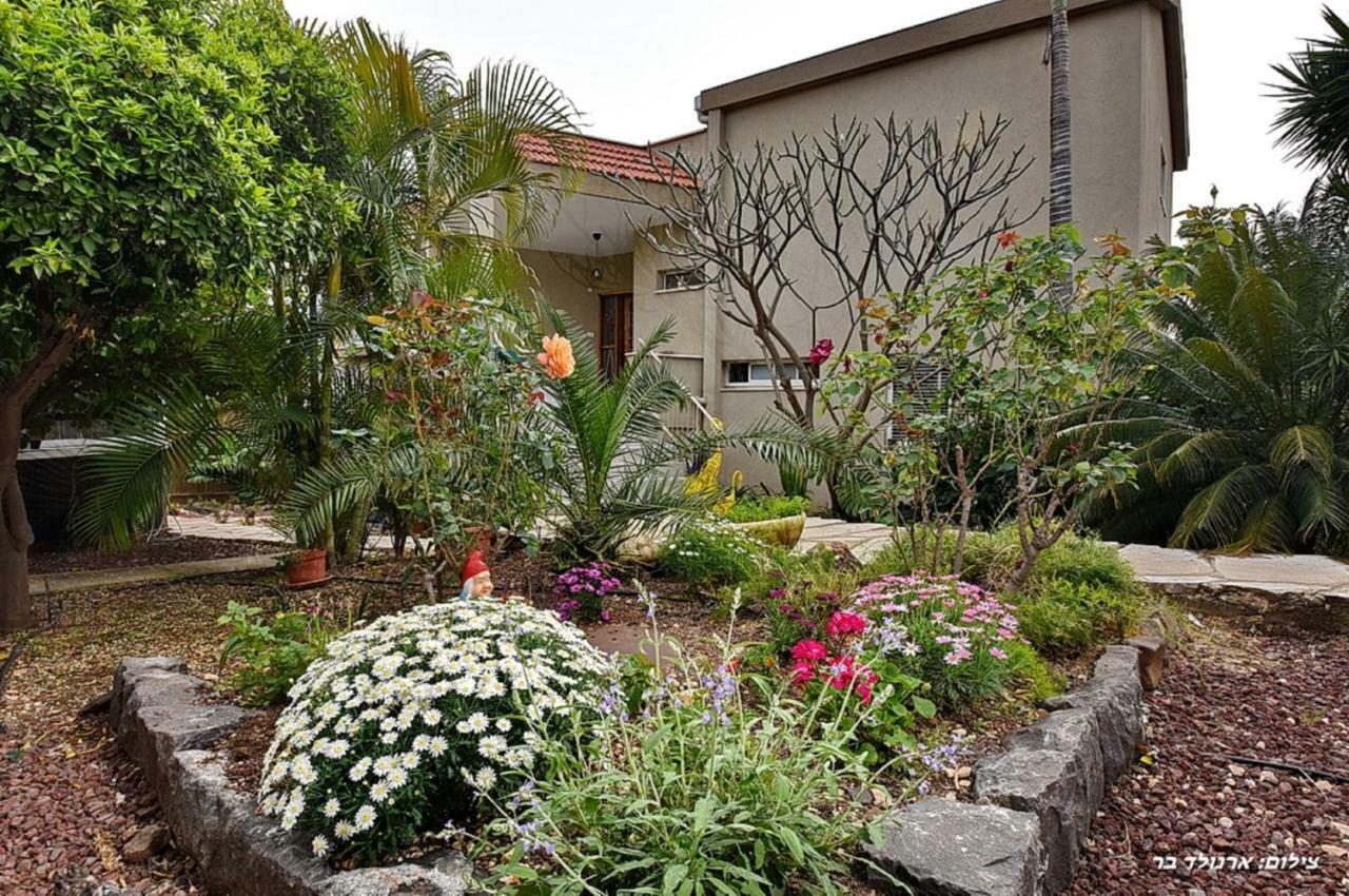 Villa Agama Livnim Exterior foto